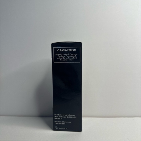 Merle Roberts - Retinol & Niacinamide Facial Serum - 1 oz - New In Box - Picture 3 of 11